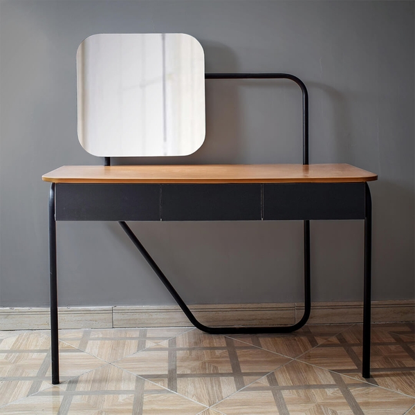 another image of Dublin Dressing Table