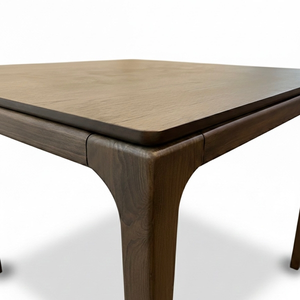 تصویر میز ناهارخوری لوکاس