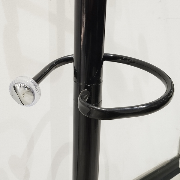 تصویر جالباسی ایستاده F2