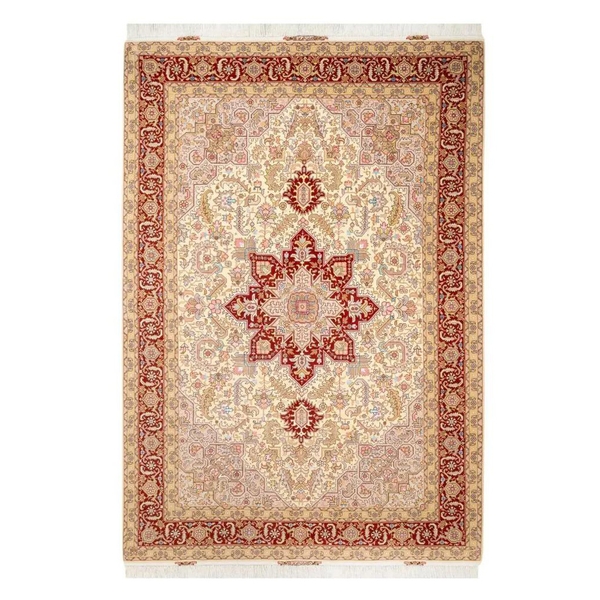 تصویر فرش هریس تبریز زمینه کرم تصویر فرش هریس تبریز زمینه کرم