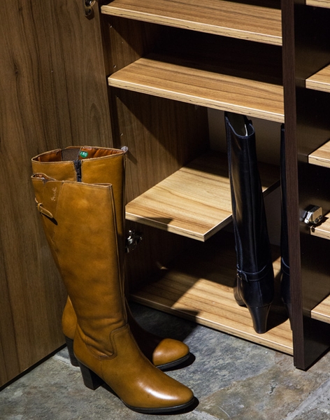 image of Barman shoes cabinet