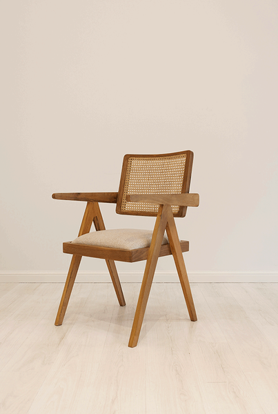 image of Victor chair with armrest