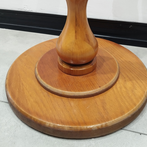 تصویر چوب لباسی ایستاده R1 -چوبی