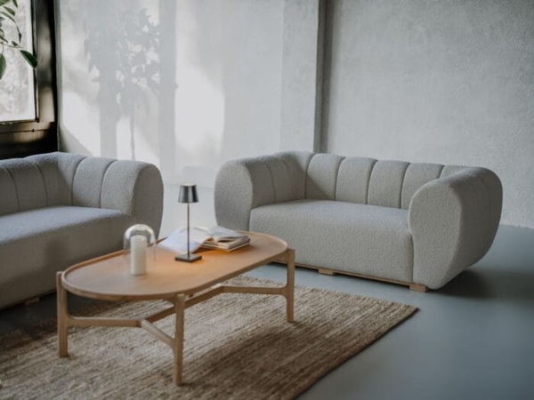 تصویر کاناپه 2 نفره Isis	