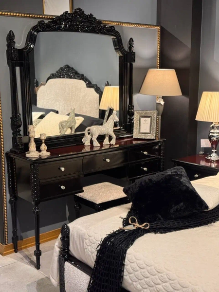 image of Amalia Bet Set