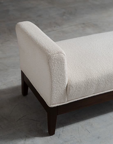 another image of Weeny bench