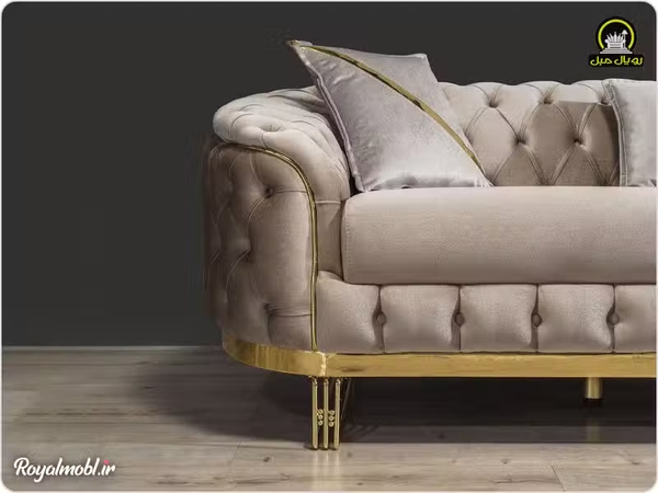 image of Grand triple sofa