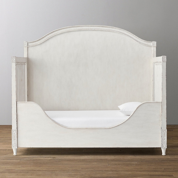 image of Belina curved baby bed