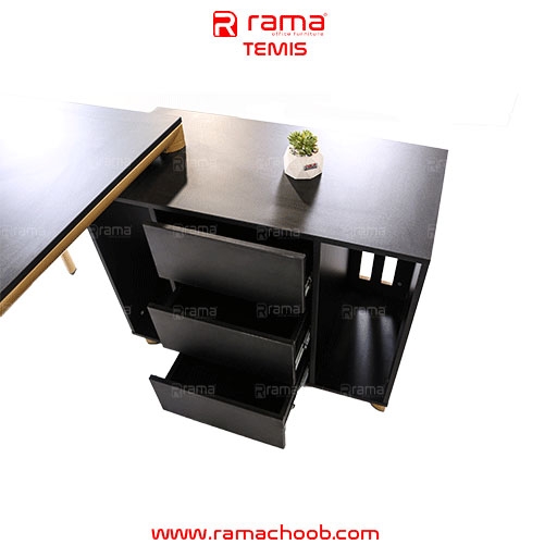 تصویر میز کارمندی تمیس