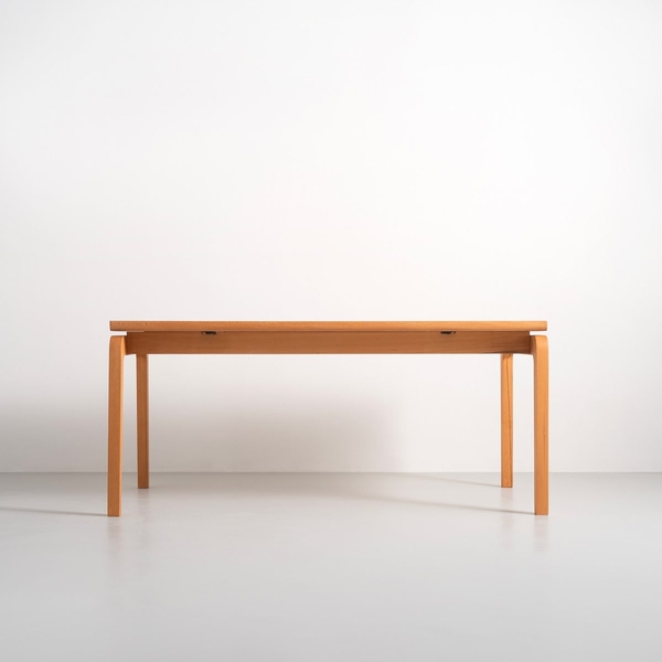 image of Pianura dining table for 6