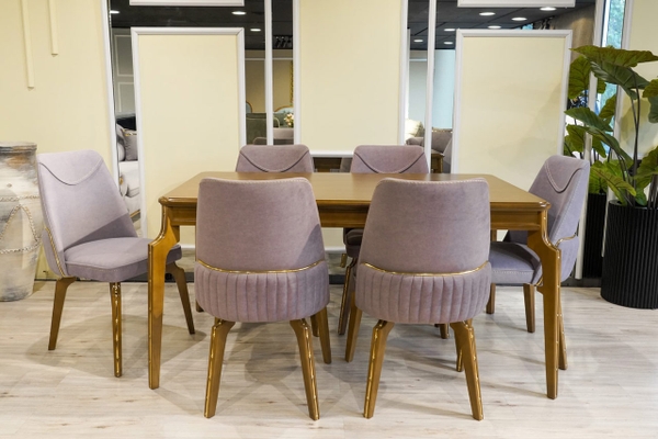 image of Leo dining set
