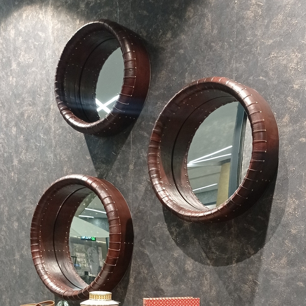 image of Leather mirror D 70