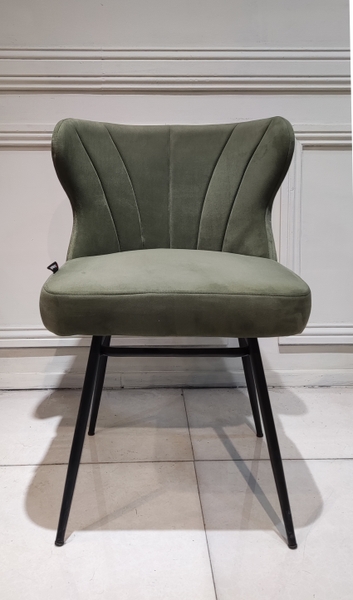 image of Luma Chair with Metal Legs