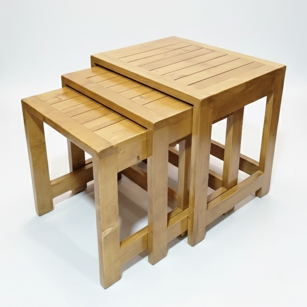 تصویر میز سه تایی مکعب