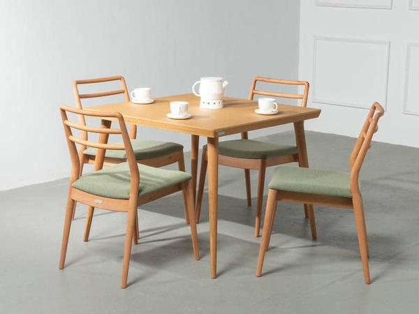 image of Enzo dining table for 4