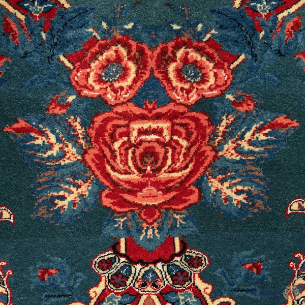 image of Sanandaj Rug code 609240