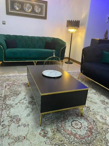 تصویر جلومبلی و عسلی گلدن