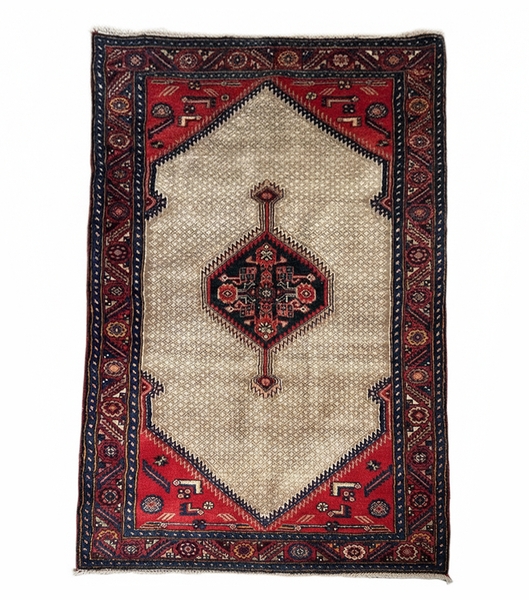 تصویر فرش آنتیک بافت سنقر 