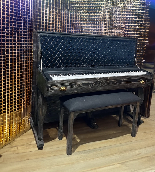 image of Piano Box