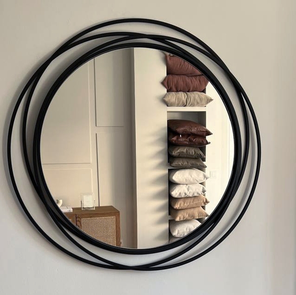 image of 1004 mirror