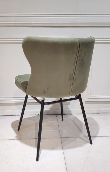 image of Luma Chair with Metal Legs