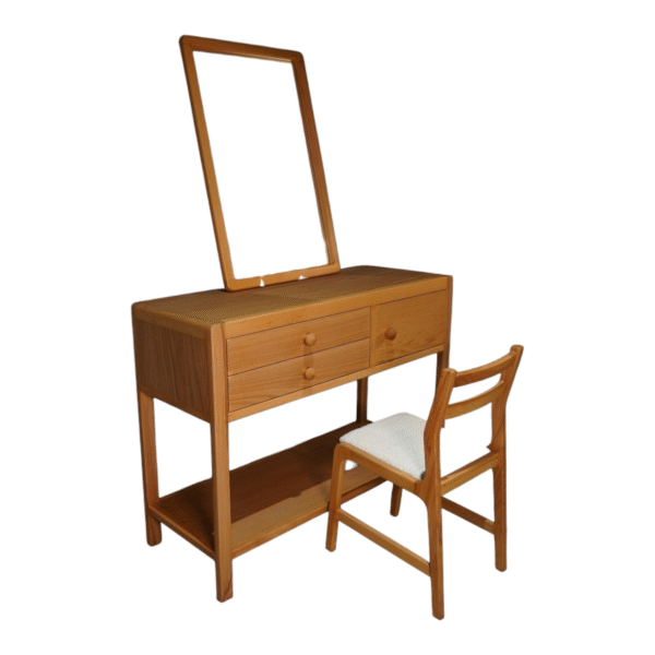 تصویر آیینه مدل 8